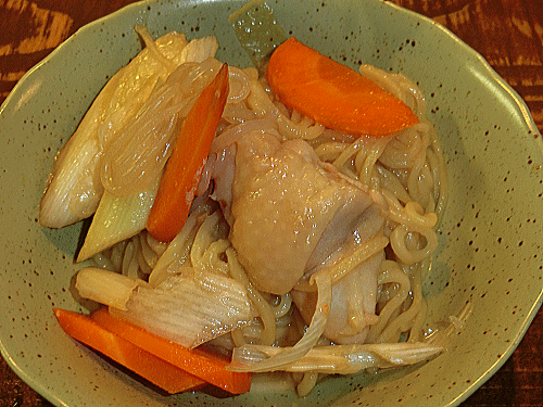 鶏のモモ肉の鍋料理